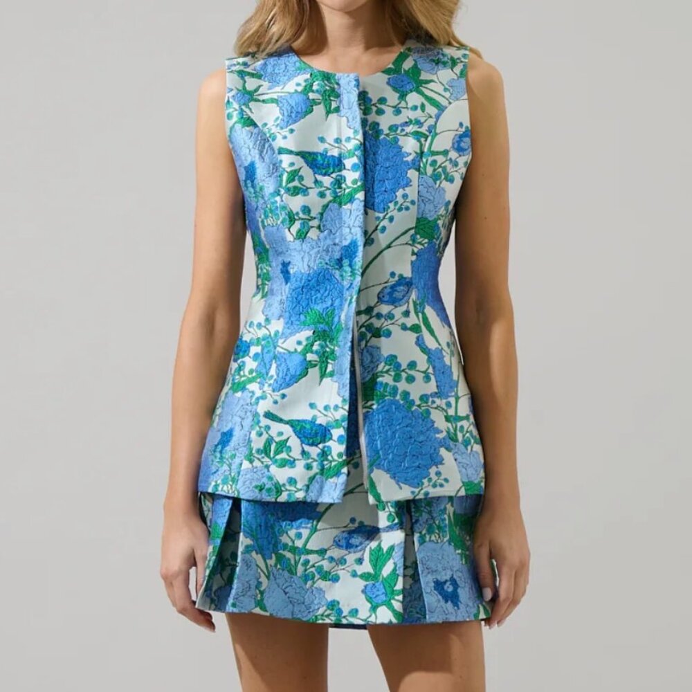 NWT SugarLips XS Jacquard floral top and skirt set